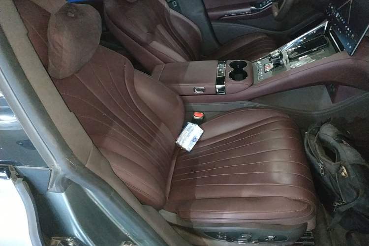 Used Denza Z9GT 2024 1100 4x4 Max First Edition Right Front Seat