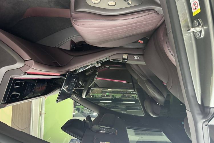 Used Denza Z9GT 2024 1100 4x4 Ultra First Edition Right Front Seat