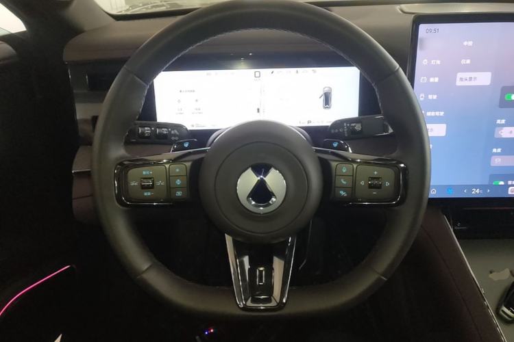 Used Denza Z9GT 2024 1100 Four-Wheel Drive Ultra Version Steering Wheel
