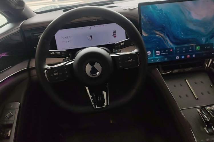 Used Denza Z9GT 2024 1100 Four-Wheel Drive Ultra Version Steering Wheel