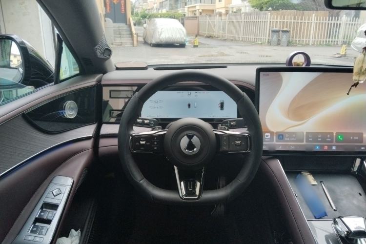Used Denza Z9GT 2024 1100 Four-Wheel Drive Max Edition Steering Wheel