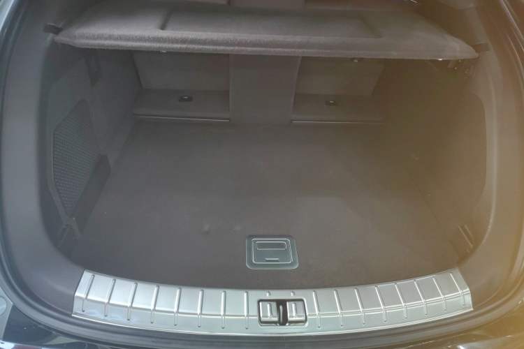 Used Denza Z9GT 2024 1100 Four-Wheel Drive Max Edition Trunk