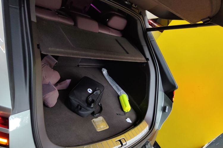 Used Denza Z9GT 2024 1100 4x4 Pro Version Trunk