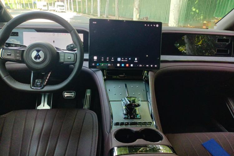 Used Denza Z9GT 2024 1100 4x4 Pro Version Center Console