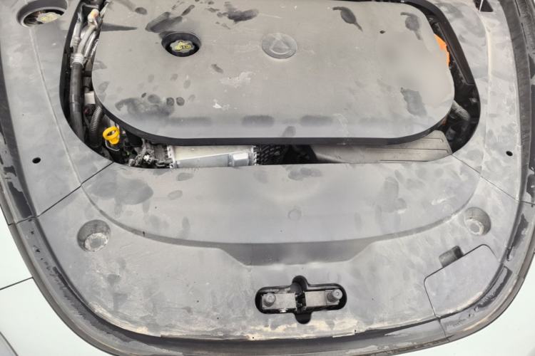 Used Denza Z9GT 2024 1100 Four-Wheel Drive Max Edition Engine Bay