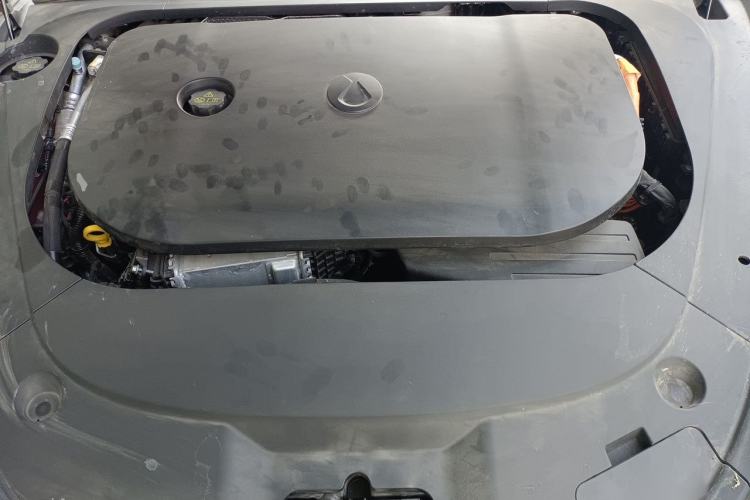Used Denza Z9GT 2024 1100 4x4 Pro Version Engine Bay