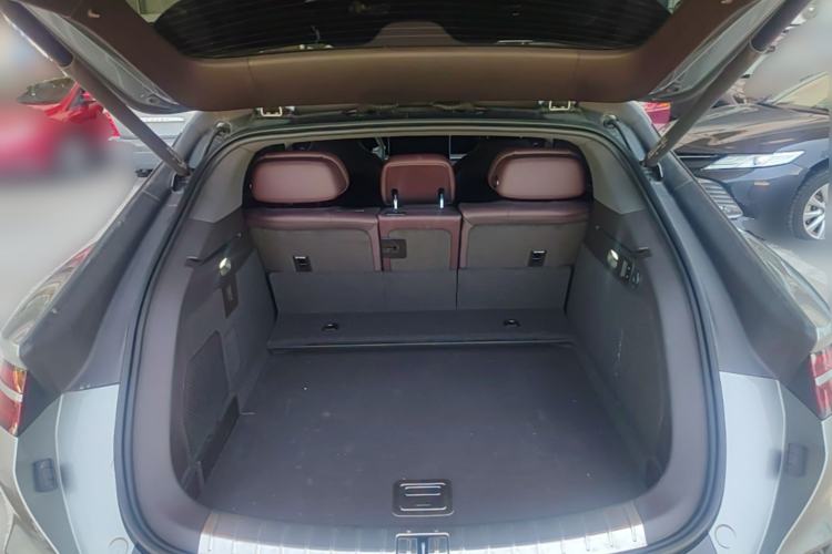 Used Denza Z9GT 2024 1100 Four-Wheel Drive Ultra Version Trunk