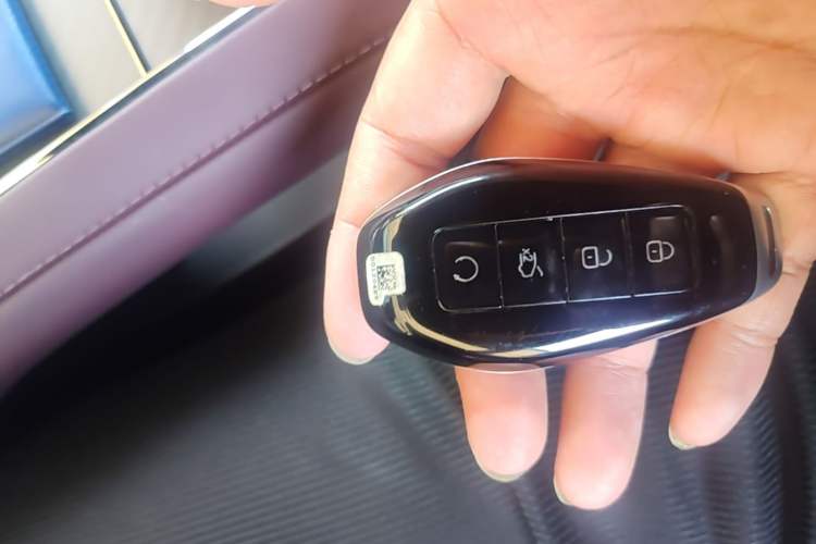 Used Denza Z9GT 2024 1100 Four-Wheel Drive Ultra Version Vehicle Key