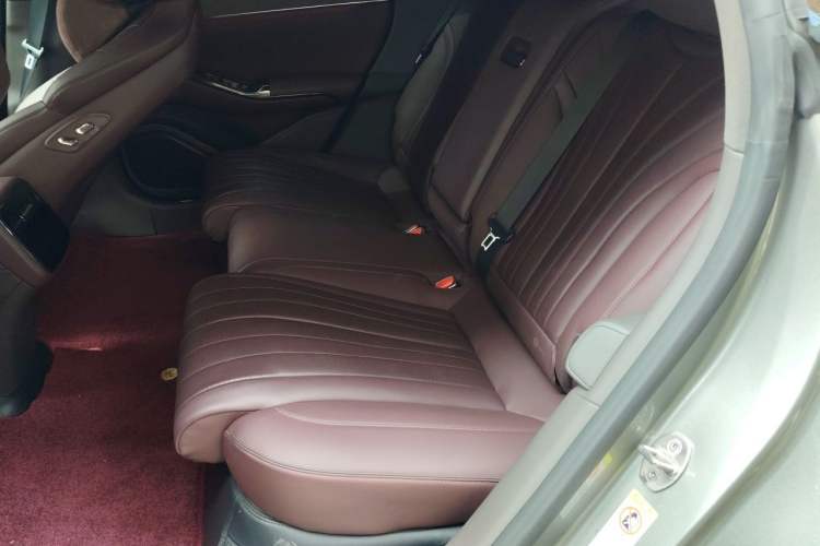 Used Denza Z9GT 2024 1100 4x4 Max First Edition Left Rear Seat