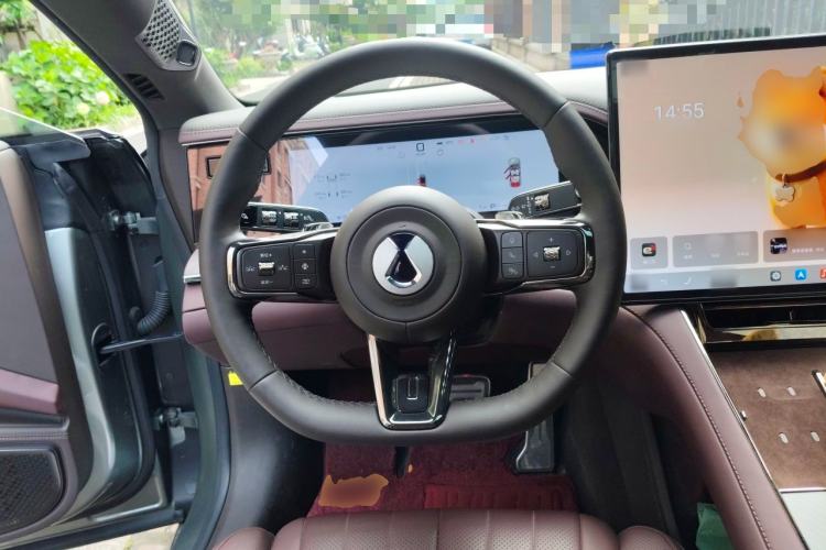 Used Denza Z9GT 2024 1100 4x4 Max First Edition Steering Wheel