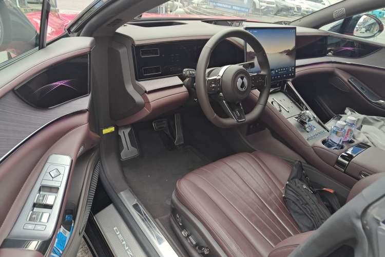 Used Denza Z9GT 2024 1100 Four-Wheel Drive Max Edition Interior 3