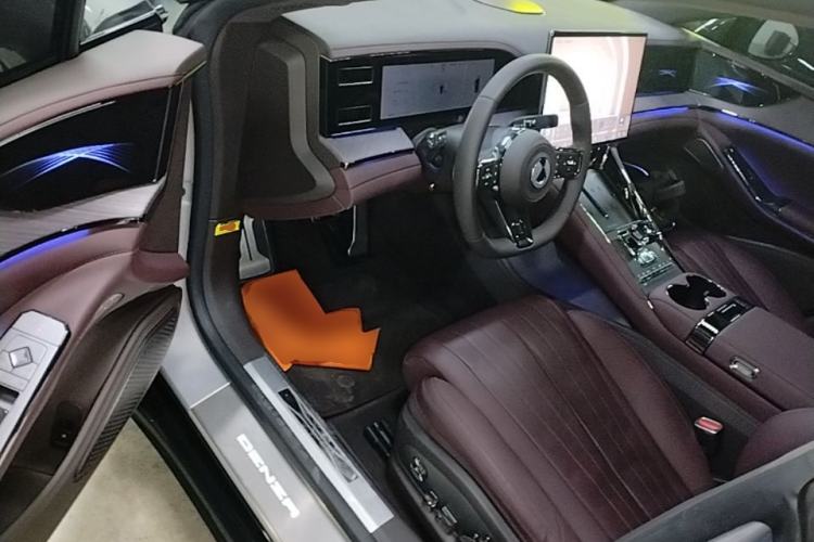 Used Denza Z9GT 2024 1100 Four-Wheel Drive Ultra Version Driver Seat