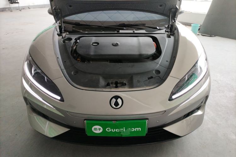 Used Denza Z9GT 2024 1100 Four-Wheel Drive Max Edition Engine Bay
