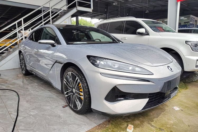 Used Denza Z9GT 2024 1100 Four-Wheel Drive Ultra Version Exterior 1