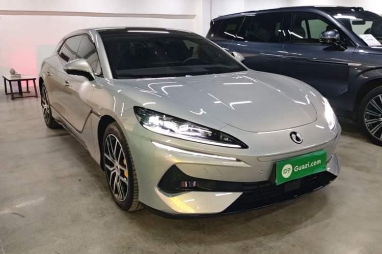 Used Denza Z9GT 2024 1100 Four-Wheel Drive Max Edition Exterior 1