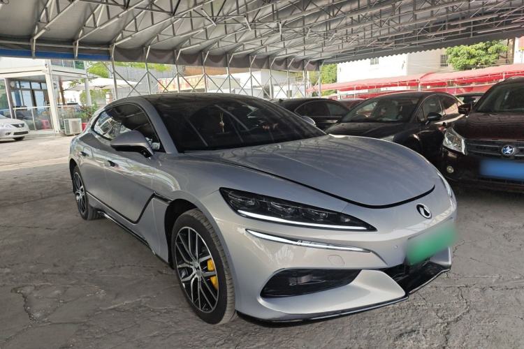 Used Denza Z9GT 2024 630 All-Wheel Drive Max Edition Exterior 2