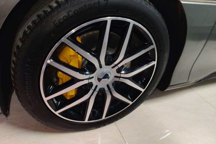 Used Denza Z9GT 2024 1100 Four-Wheel Drive Max Edition Exterior 4