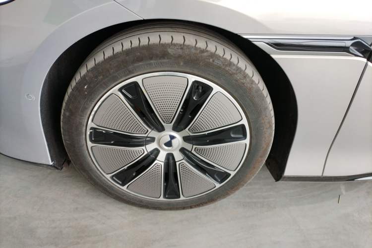 Used Denza Z9GT 2024 1100 Four-Wheel Drive Max Edition Exterior 4