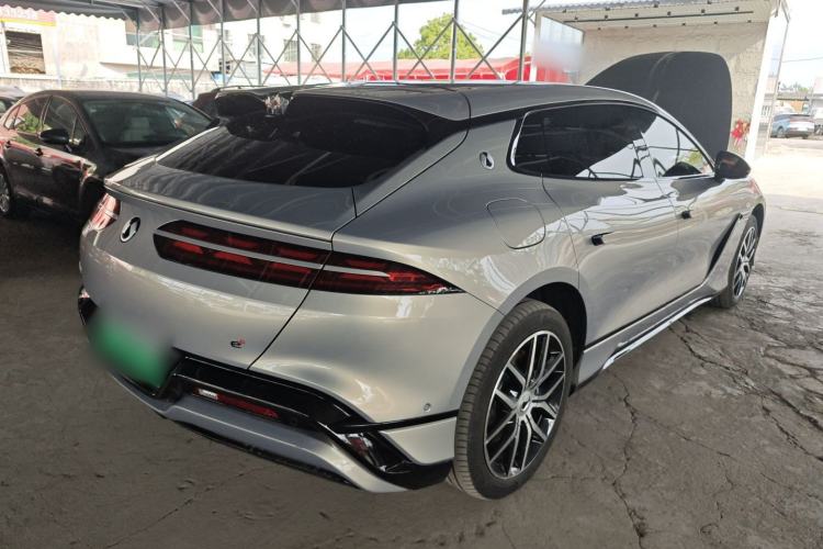 Used Denza Z9GT 2024 630 All-Wheel Drive Max Edition Exterior 5