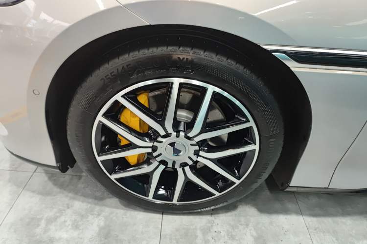 Used Denza Z9GT 2024 630 All-Wheel Drive Pro Version Exterior 7