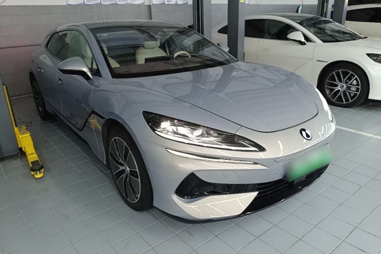 Used Denza Z9GT 2024 1100 Four-Wheel Drive Max Edition Front Right 45 Deg