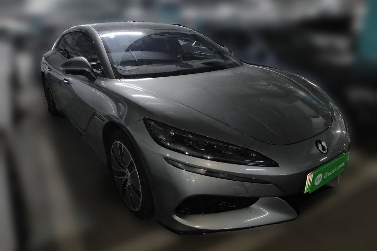 Used Denza Z9GT 2024 630 All-Wheel Drive Max Edition Front Right 45 Deg