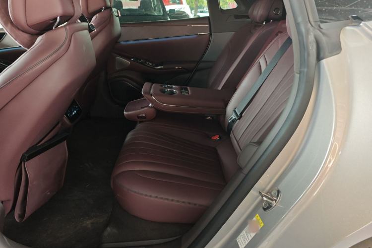 Used Denza Z9GT 2024 630 All-Wheel Drive Max Edition Interior 4