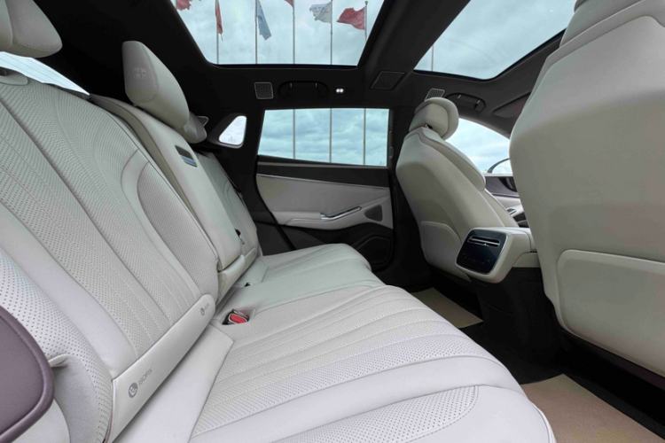 Used Denza Z9GT 2024 1100 Four-Wheel Drive Max Edition Interior 4