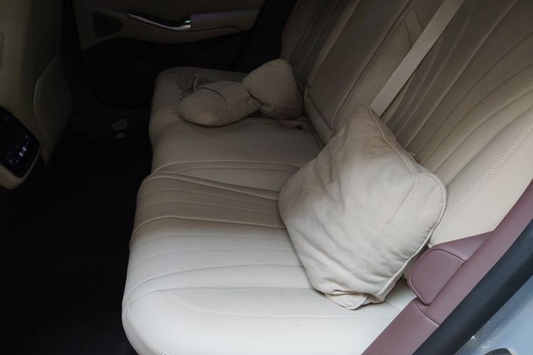 Used Denza Z9GT 2024 630 All-Wheel Drive Pro Version Interior 4