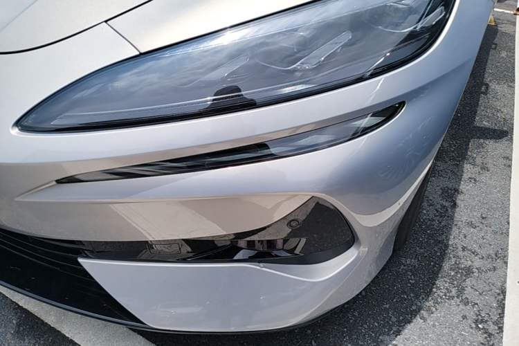 Used Denza Z9GT 2024 1100 Four-Wheel Drive Max Edition Left Front Headlight