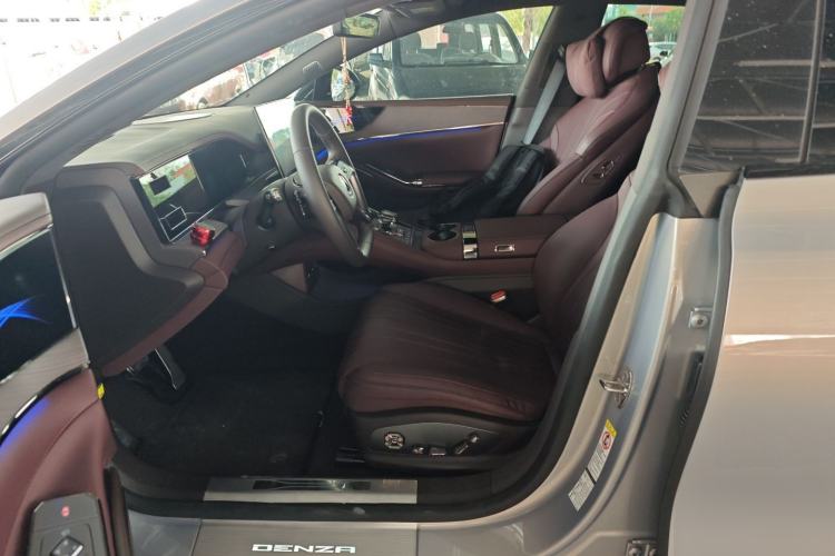 Used Denza Z9GT 2024 630 All-Wheel Drive Max Edition Left Front Seat