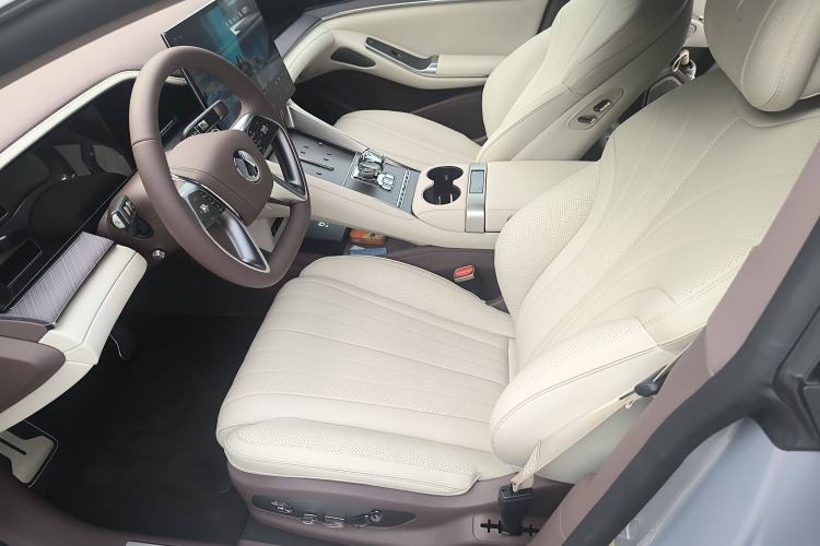 Used Denza Z9GT 2024 1100 Four-Wheel Drive Max Edition Left Front Seat
