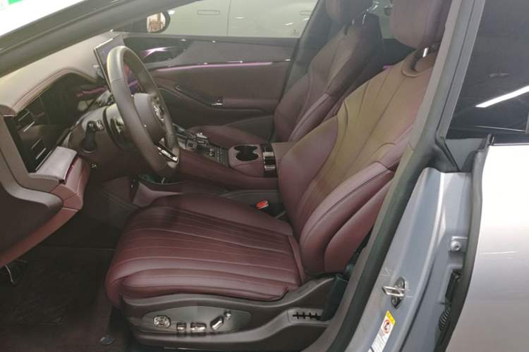 Used Denza Z9GT 2024 1100 Four-Wheel Drive Max Edition Left Front Seat