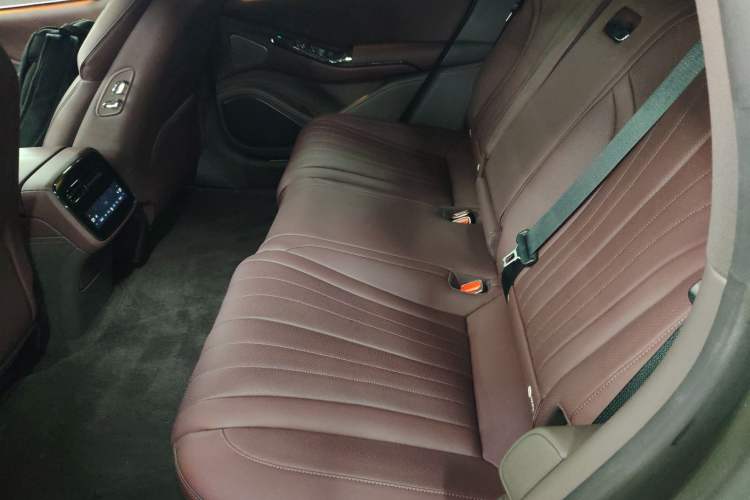 Used Denza Z9GT 2024 1100 Four-Wheel Drive Max Edition Left Rear Seat