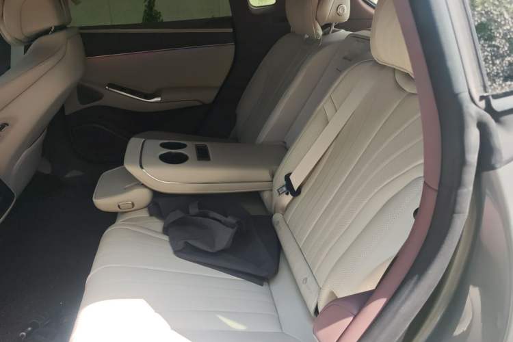 Used Denza Z9GT 2024 630 All-Wheel Drive Pro Version Left Rear Seat