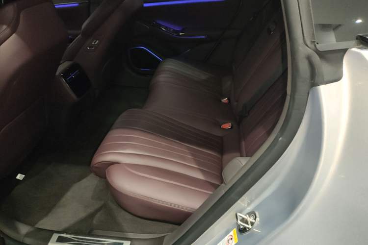 Used Denza Z9GT 2024 1100 Four-Wheel Drive Ultra Version Left Rear Seat