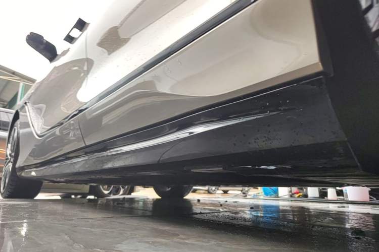 Used Denza Z9GT 2024 1100 Four-Wheel Drive Ultra Version Left Side Sill