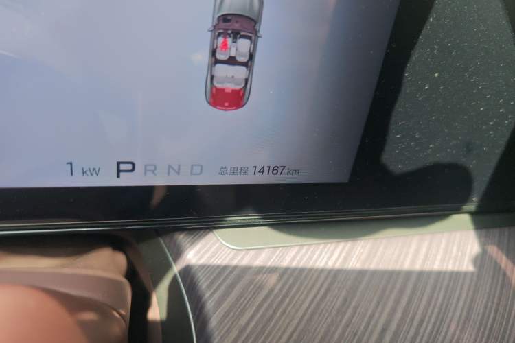 Used Denza Z9GT 2024 630 All-Wheel Drive Pro Version Odometer Close Up