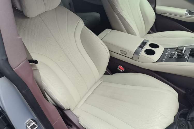 Used Denza Z9GT 2024 1100 Four-Wheel Drive Ultra Version Right Front Seat