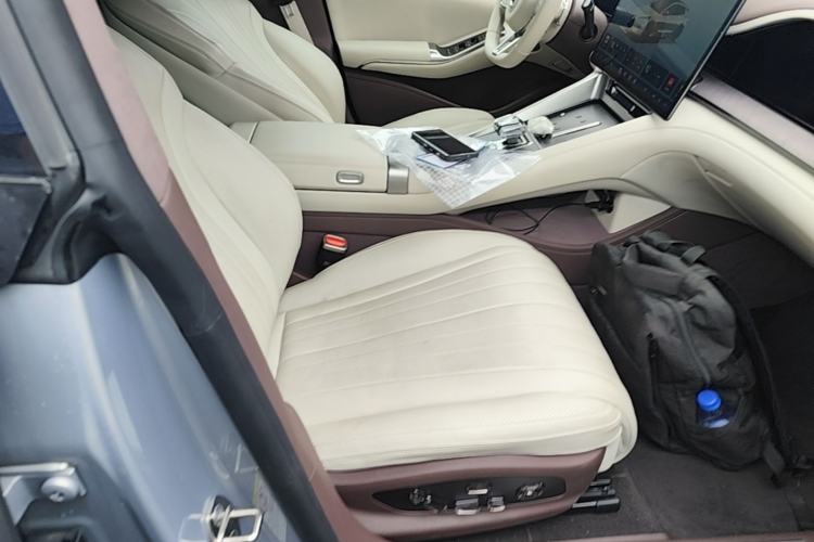 Used Denza Z9GT 2024 1100 Four-Wheel Drive Max Edition Right Front Seat