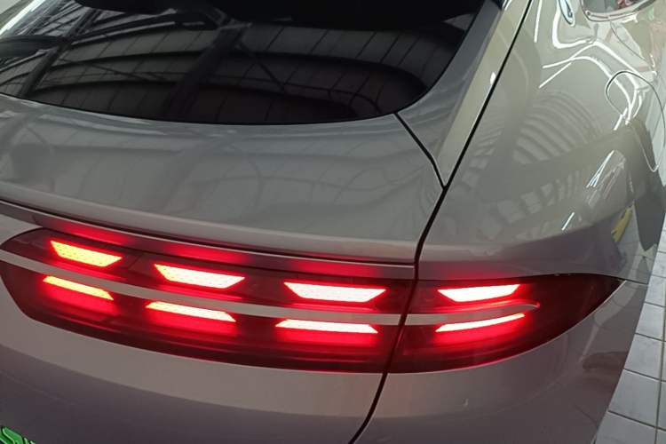 Used Denza Z9GT 2024 1100 Four-Wheel Drive Max Edition Right Rear Taillight