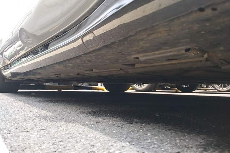 Used Denza Z9GT 2024 1100 Four-Wheel Drive Max Edition Right Side Sill