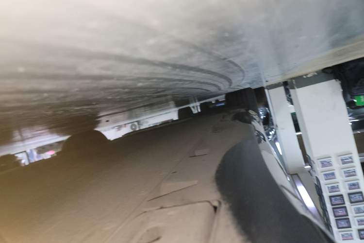Used Denza Z9GT 2024 630 All-Wheel Drive Max Edition Right Side Sill