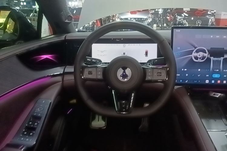Used Denza Z9GT 2024 1100 4x4 Ultra First Edition Steering Wheel