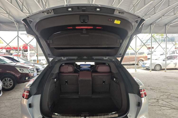 Used Denza Z9GT 2024 630 All-Wheel Drive Max Edition Trunk