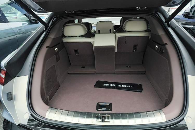 Used Denza Z9GT 2024 1100 Four-Wheel Drive Max Edition Trunk