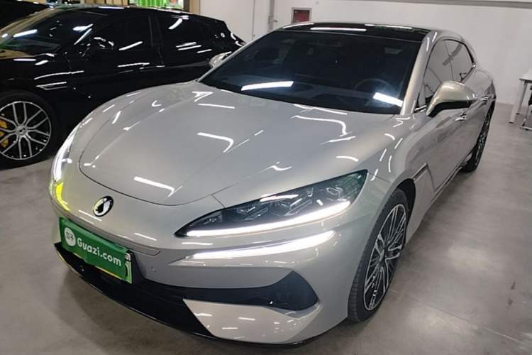 Used Denza Z9GT 2024 1100 Four-Wheel Drive Ultra Version Guazi used car, China used car export, Used car for sale, Used Denza cars, Cheapest cars for sale