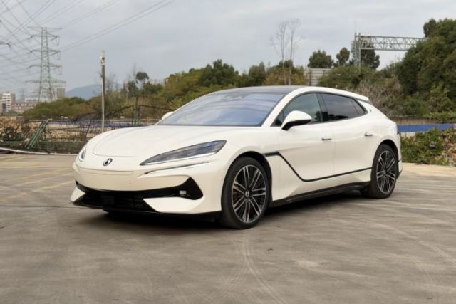 Used Denza Z9GT 2024 1100 Four-Wheel Drive Ultra Version