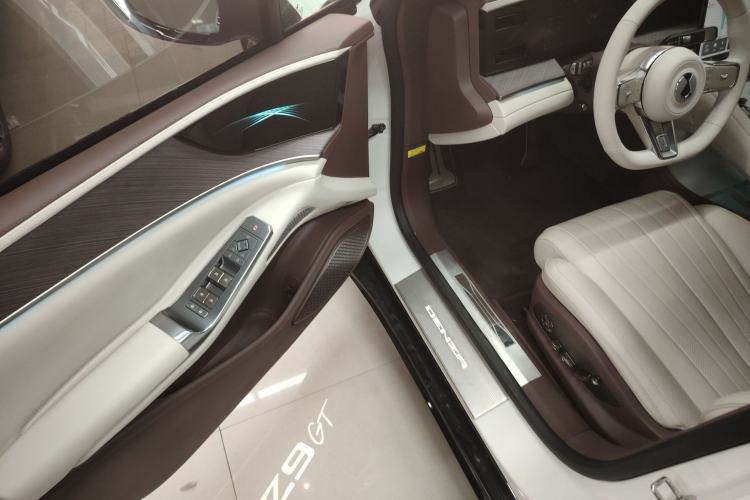 Used Denza Z9GT 2024 1100 Four-Wheel Drive Max Edition Driver Seat