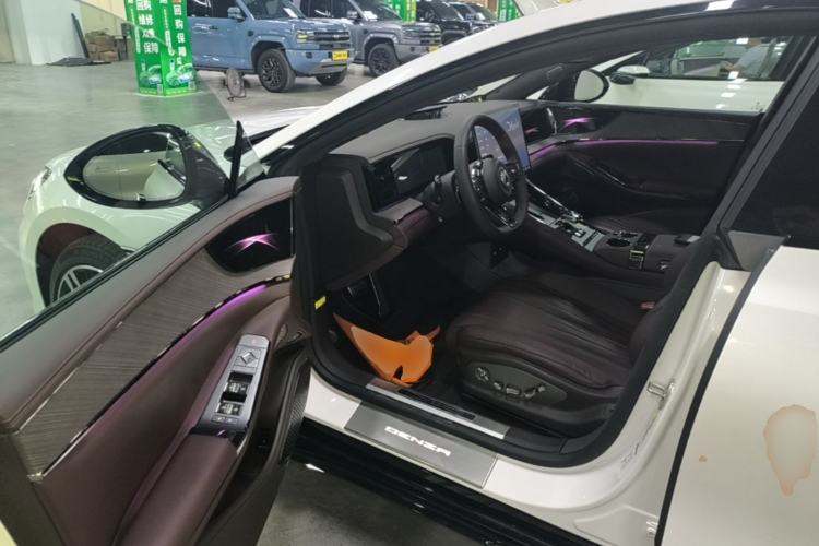 Used Denza Z9GT 2024 1100 Four-Wheel Drive Ultra Version Driver Seat